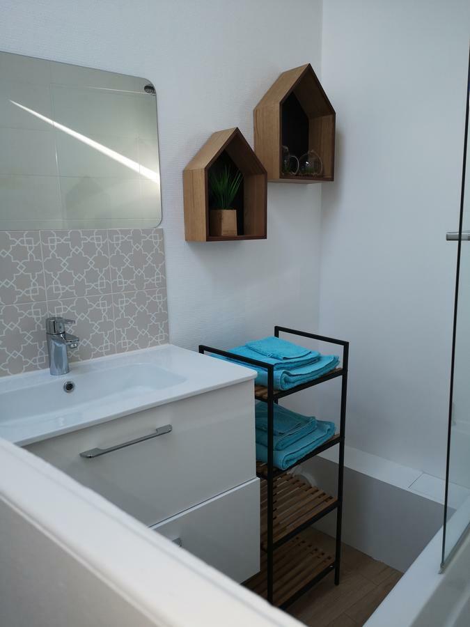 Un Parfum D'Embruns Hypercentre Honfleur, Fibre Apartment Exterior photo
